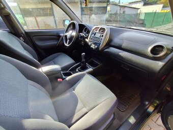 Toyota rav4 2.0d4d 85kw, 4x4 2004 - 8