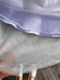 Luxusné tylové šaty - 8