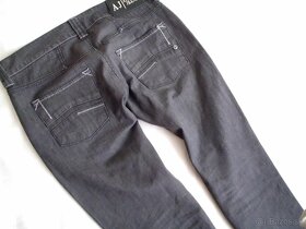Armani Jeans dámske skinny nohavice   M-28 - 8