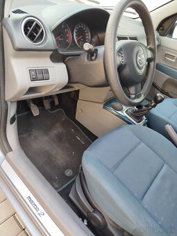 Mazda 2 - 8