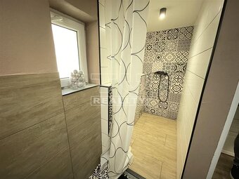 Na predaj kompletne rekonštruovaný rodinný dom s 780m2... - 8