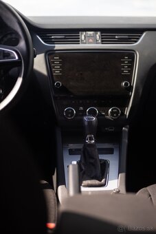 Škoda Octavia 3 facelift combi - 8