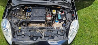 Fiat Grande Punto 1.4 Benzín 8v - 8