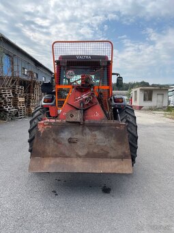 Valtra A92 - 8