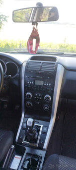 Grand Vitara 2l benzín 2006 4x4 - 8
