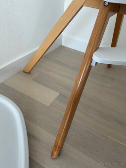 Detská stolička Kinderkraft Tixi šedá 2 v 1 - 8