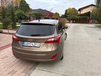 Predám Hyundai i 30 - 8