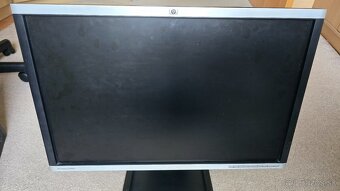Predám HP prodesk 600 G1 Sff business a monitor - 8