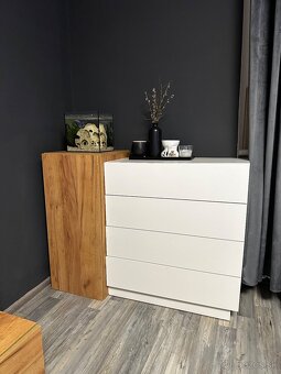 Manželská posteľ + komoda + matrac 🛏️ - 8