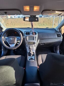 Toyota avensis - 8