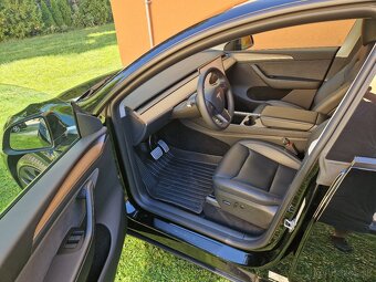 Predám Tesla Y Performance dual-range - 8