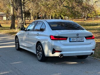 BMW Rad 3 330e Premium PHEV A/T Plug-In HYBRID - 8