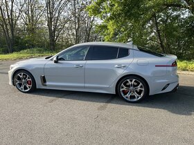 Kia Stinger GT 3.3 T- GDi 4WD 8 A/T - 8