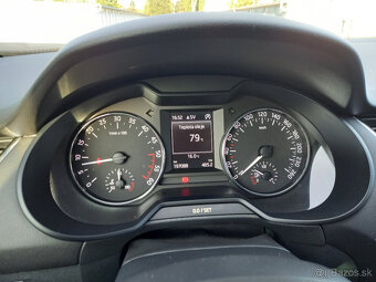 Škoda Octavia Combi 2.0 TDI - 8