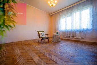 Na predaj rodinný 3,5 izbový dom pred rekonštrukciou v Šinta - 8