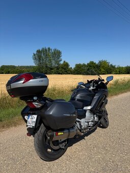 Yamaha FJR 1300 ES (2015) - 8
