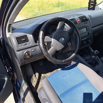 Volkswagen Golf 5 - 8