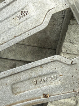 Predam zimnu sadu BMW R20 Styling 469M dvojrozmer 5x120 - 8