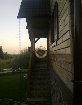 Na predaj - ZRUBOVÁ REKREAČNÁ CHATA v Regetovke - 8