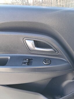 KIA Rio 1.25 - 8