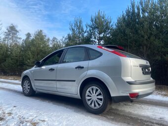 Ford focus 1.4 benz - 8