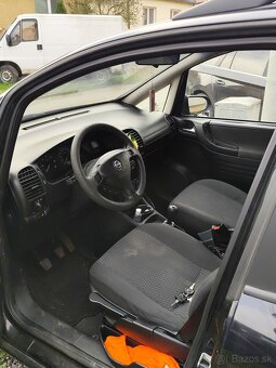 Opel Zafira - 8