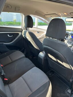Predám Hyundai i30 CW 1.6 CRDi - 8