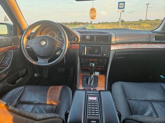 Predám BMW E38 730D facelift - 8