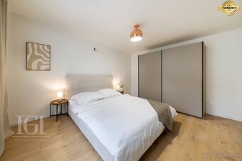 PRENAJOM | NOVÝ 2 i. byt v novostavbe s terasou v TOP Lokali - 8