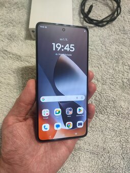 Motorola Moto G86 Power 5G 256GB,12GB RAM - 8