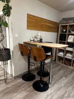 Sada barových stoličiek + barový stôl z masívneho dreva - 8