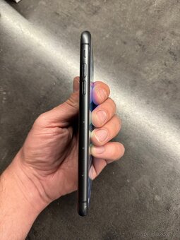 Predam Iphone 11 64gb nova bateria 100% - 8