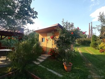 Predaj, murovaná chatka s altánkom - 8