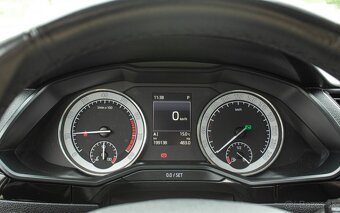 Škoda Superb 2.0 TSI 4x4 L&K DSG - 8