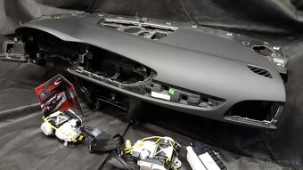 Palubná doska Airbag Vodiče Spolujazdca Bezpečnostný pás - 8