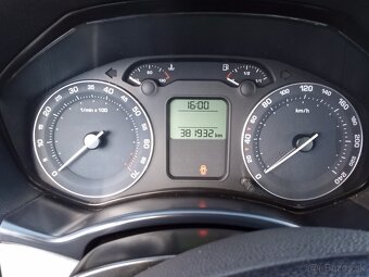 Škoda Octavia 1,6 i 75kw r.2008 - 8