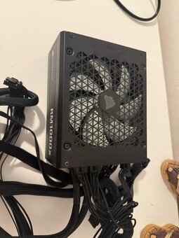Corsair RM1000x - 8