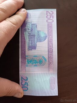 Irackých bankovky – Saddam Hussein (originál, UNC) - 8