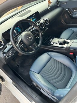 Mercedes-Benz A180 - 8