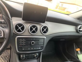 Mercedes GLA 200d - 8