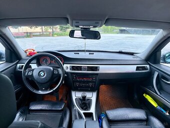 E90 330d - 8