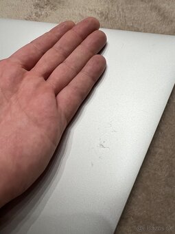 Macbook pro M1 8GB ram 256GB SSD zachovalý - 8