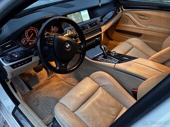 BMW 530xd Mpacket Xdrive PANO webasto adaptiv kamera tažné - 8