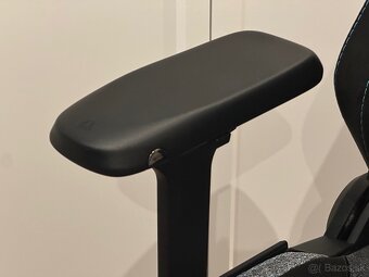 Secretlab Titan 2024 - 8