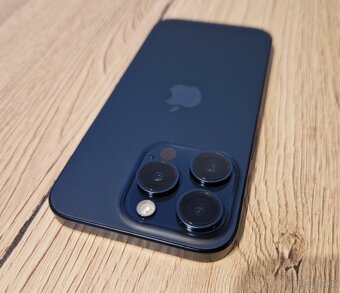 iPhone 15 pro 128GB modrý titan - 8