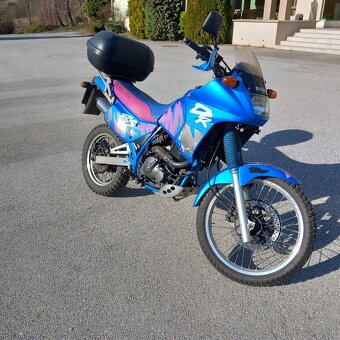 Suzuki dr 650 - 8