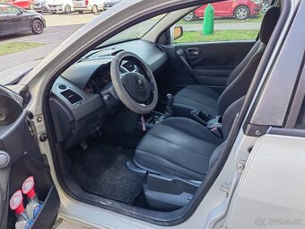 Predám Renault Megane 1.5 diesel 74 kw r. v..2004. - 8