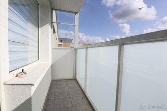 Zariadený veľkometrážny 2i byt 68m2 - balkón 3m2 - Vlčince - 8