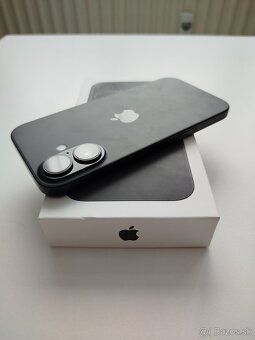 Iphone 16 Black 128 GB , záruka 2 roky 7/2027 - 8