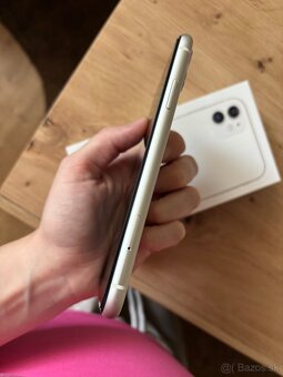 Predám iphone 11 128GB white - 8